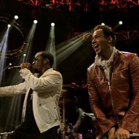 Romeo Santos – Madison Square Garden Highlights (2012): Wisin & Yandel, P. Diddy & More!