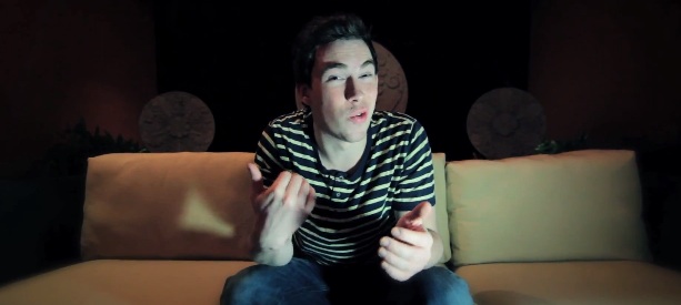 Video: Hardwell Q&A Episode #01 – Life On Tour Part 2