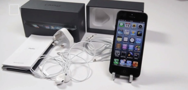 Video: Apple iPhone 5 Unboxing