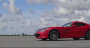 Video: 2013 Dodge Viper SRT GTS