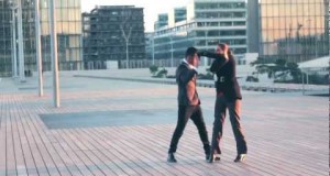 Video: Couple Dances to Dubstep [Cool Stuff]