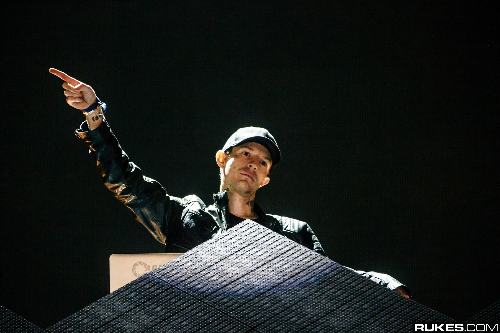 Space Miami Writes an Open letter to Deadmau5; Fans Can Attend For FREE