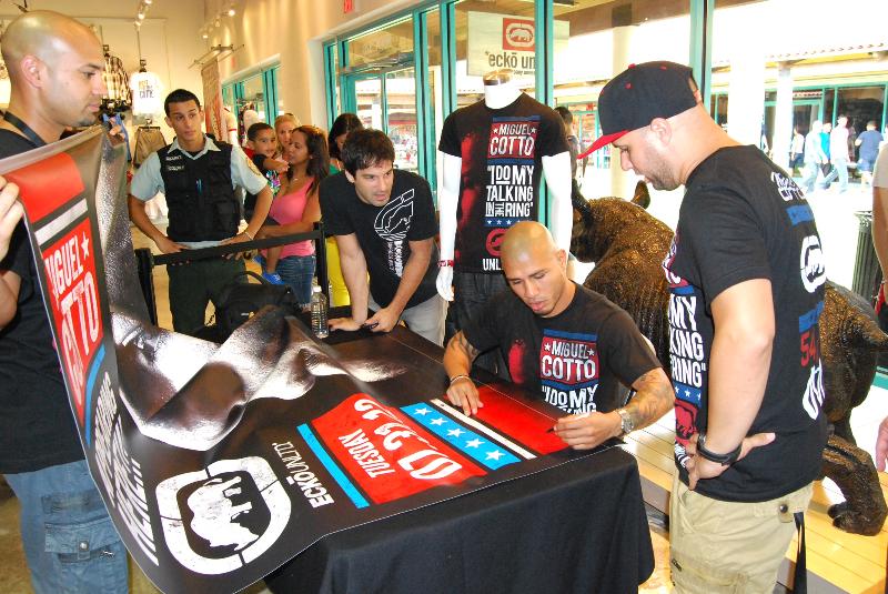 Miguel Cotto Kicks Off His Tour of Ecko Unlimited Stores in Puerto Rico